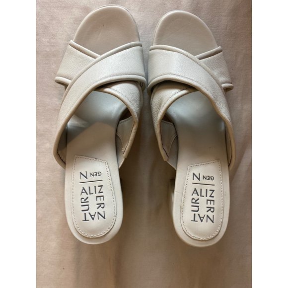 naturalizer block sandals